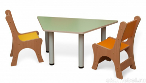 Стол-трапеция детский регулируемый - Мебельная компания "ИРБЕЯ" - Производство мебели